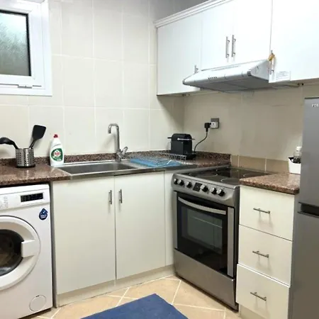 New Minimal Classic 1-Bed Dmcc Metro Dubai Buitenkant foto