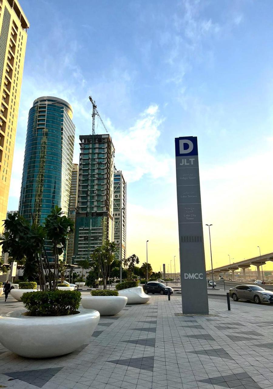 New Minimal Classic 1-bed Dmcc Metro * Dubai