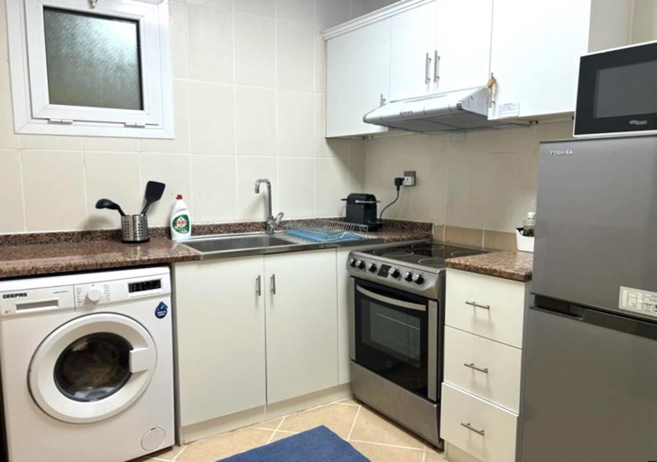New Minimal Classic 1-bed Dmcc Metro * Dubai